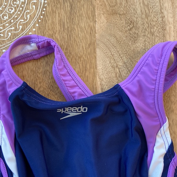 Speedo Girls Infinity Splice Swimsuit💜 - Picture 4 of 8